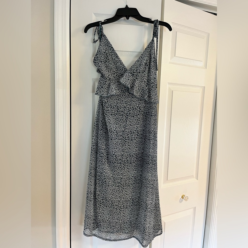 Green and white tie strap midi dress